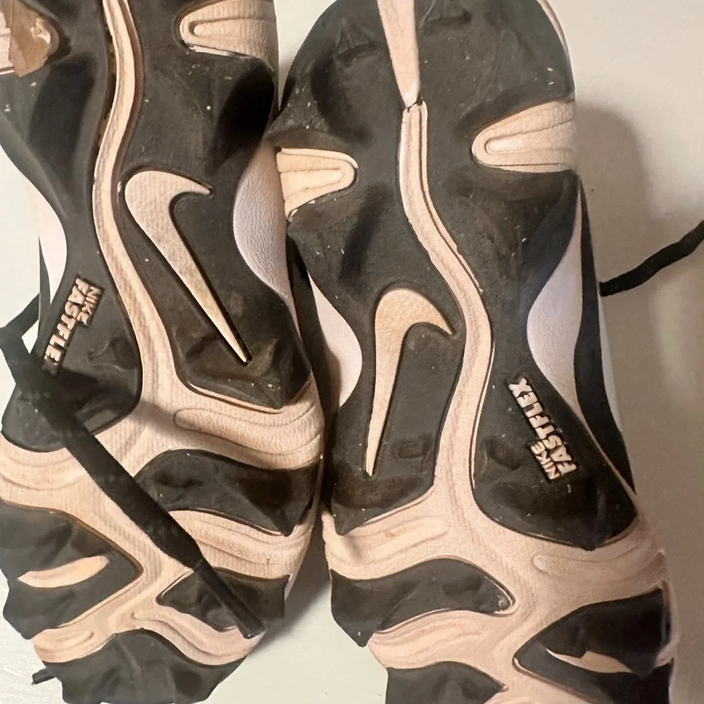 Nike fastflex baseball cleats